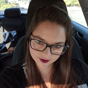 Meet your Posher, Kacie